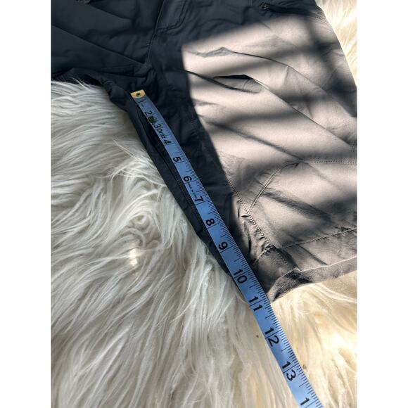 Mountain Hardwear Women's Cargo Shorts‎ Belt Waist Buckle Outdoor Gray Size 8 - Picture 9 of 9